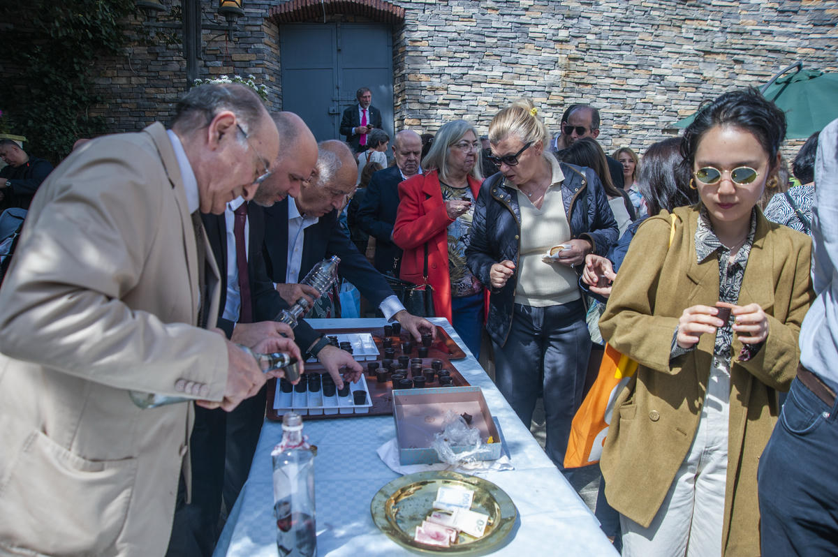 Սաղ ու բարի գալ տարուան արժանի